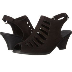 Arche Enexor Black Nubuck Sandals Size 8.5 (39)